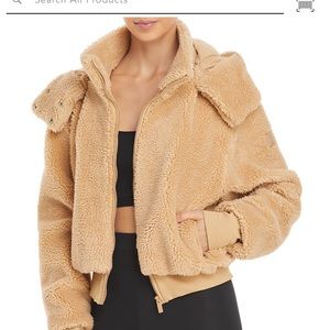 ALO Yoga Sherpa Hooded Jacket in Camel Color Size Med